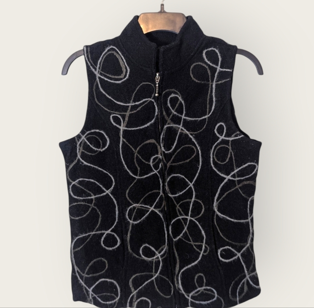 Nomadic Traders Women's Sleeveless Mockneck Wool Zip Up Vest Size Medium